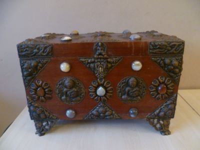 Tibetan Antique Furniture on Antique Furniture Price Guide
