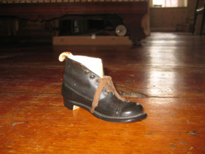 Black Wingtip Shoes on Antique Porcelain Shoe  9 Mens Black Wingtip Mens With Lace Completed